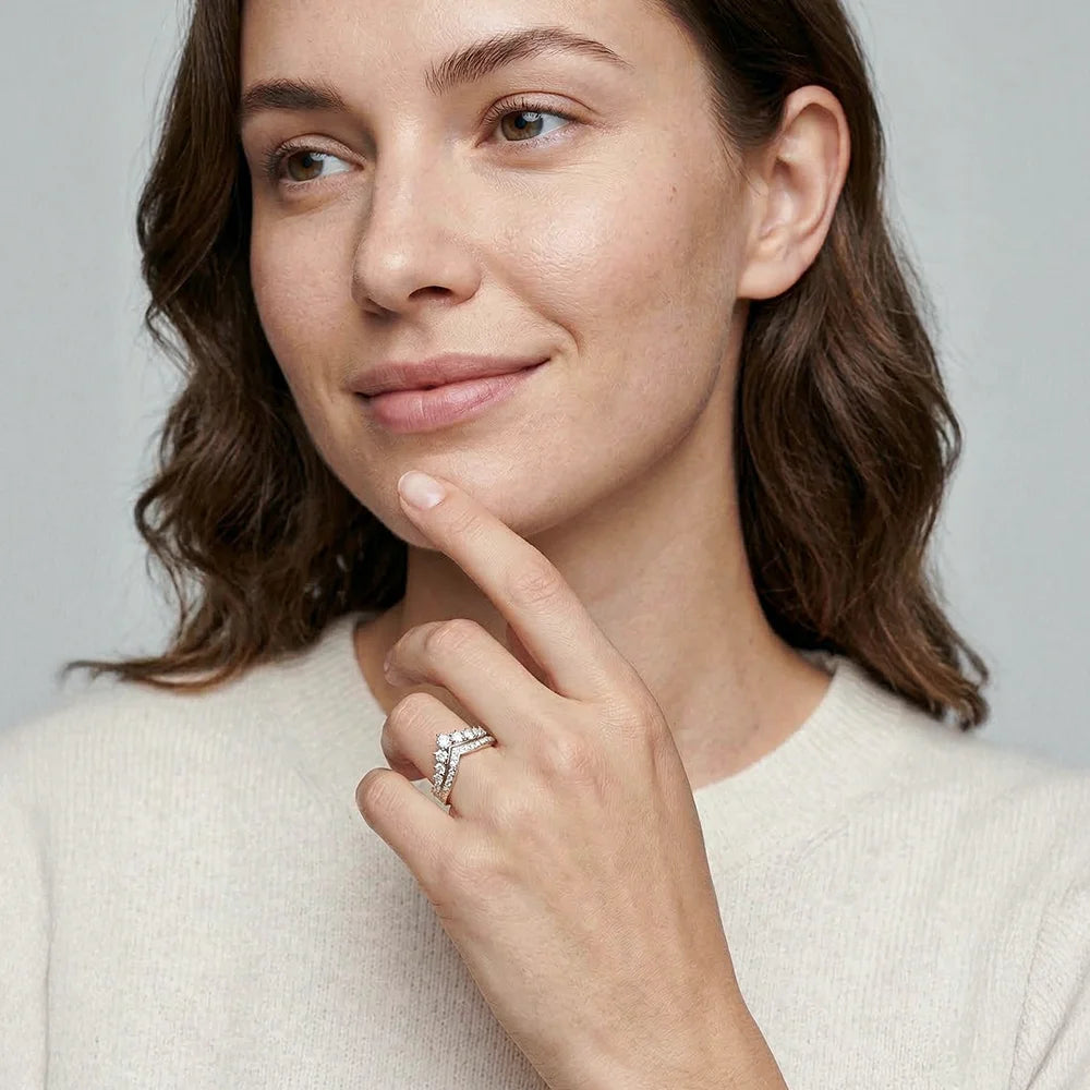 Anel Chevron Coroa Brilhante