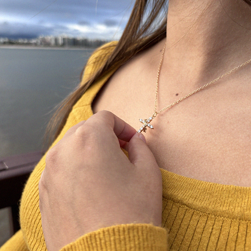 [COMPRE 1 LEVE 2] Colar Cruz e Coroa com Zircônia Premium